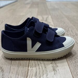 Veja Brand New Navy Blue Ollie Canvas Velcro Sneakers - Kids Size 11